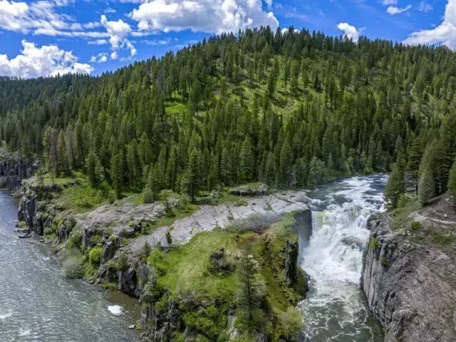 Shoshone Falls