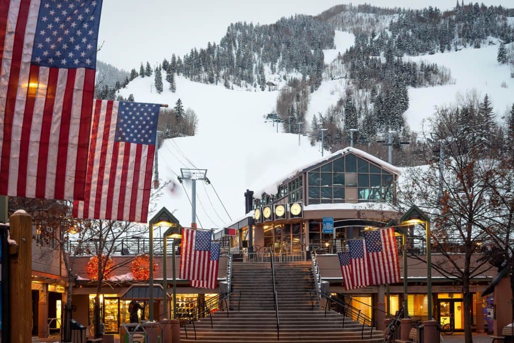 La ville et station de ski Aspen