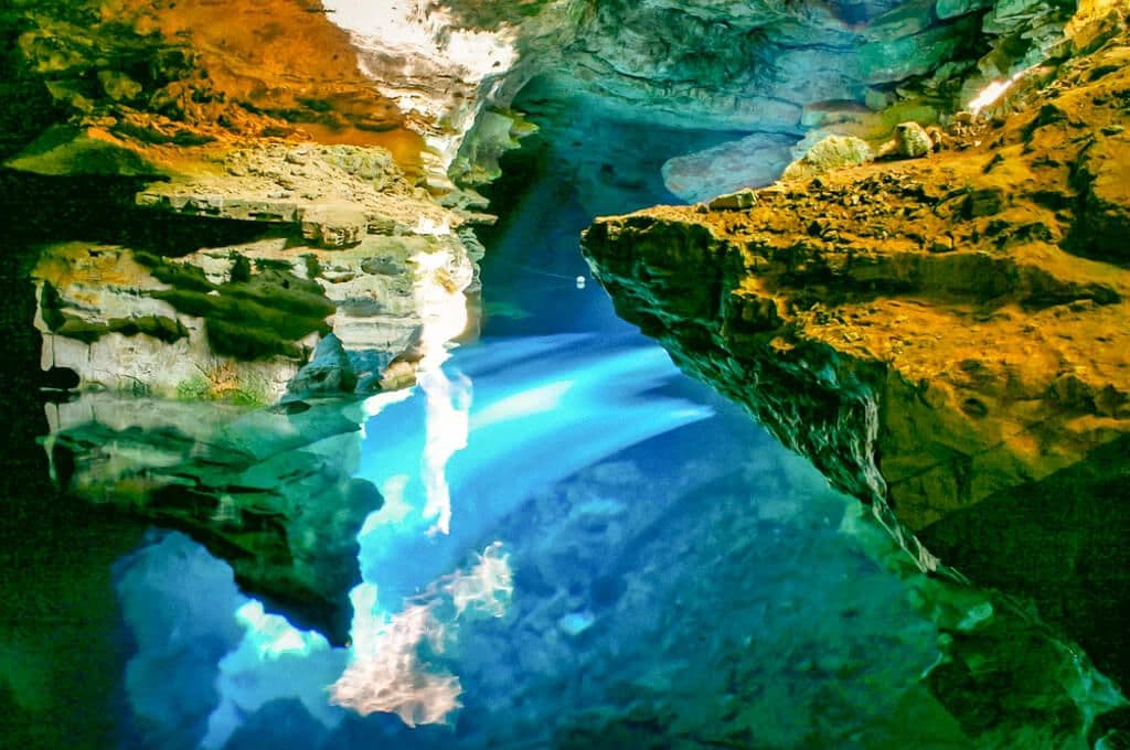 Poço Azul Cave, Chapada Diamantina
