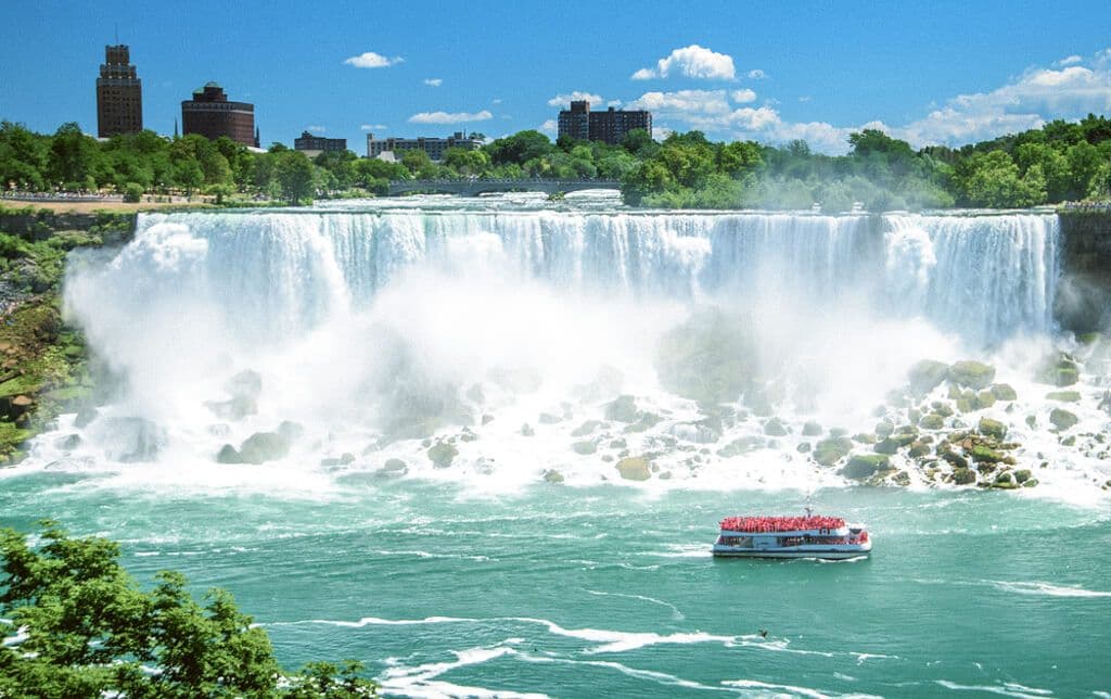 Les chutes du Niagara côté Canada