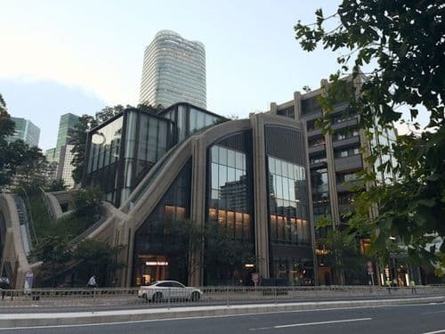 Le quartier de Azabudai Hills à Tokyo