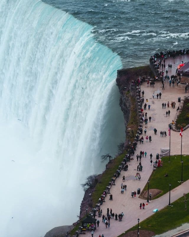 Chutes du Niagara, côté Canada